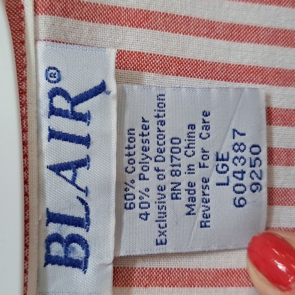 Blair Pink/White Striped Butterfly Embroidered Button Down Blouse. Size Large. - Picture 8 of 9